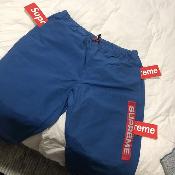 Supreme - Picture 8 of 10